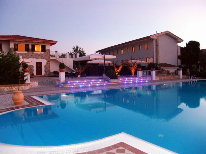 Hotel Gaudio Longobardi Exterior photo